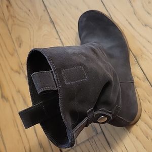 Alberto Fermani Women's Umbria slouch ankle boots. Dark brown suede.